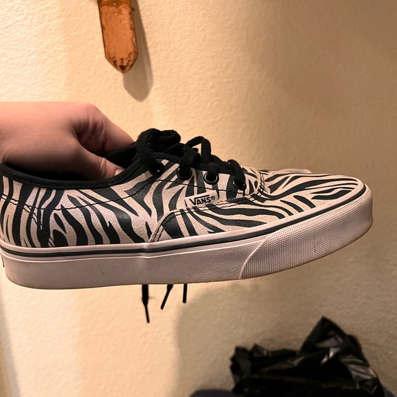 Sparkle Zebra Print Vans - Picture 4 of 6